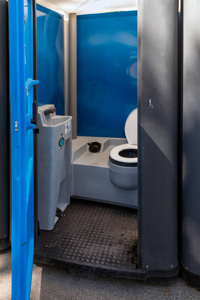 Best Construction site porta potty rental  in Louisville, OH