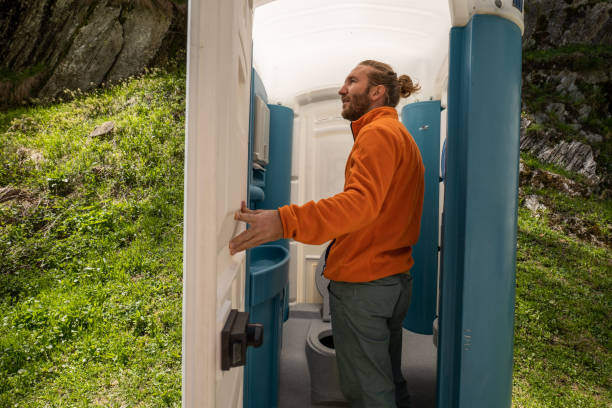 Portable Toilet Options We Offer in Louisville, OH